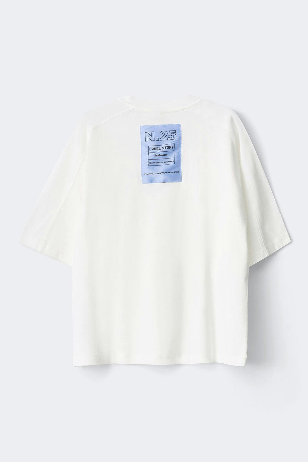 Patch detail tee