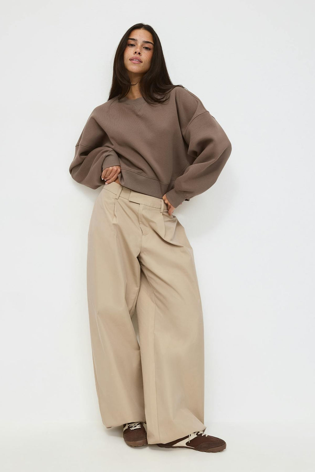 Crop crewneck sweater