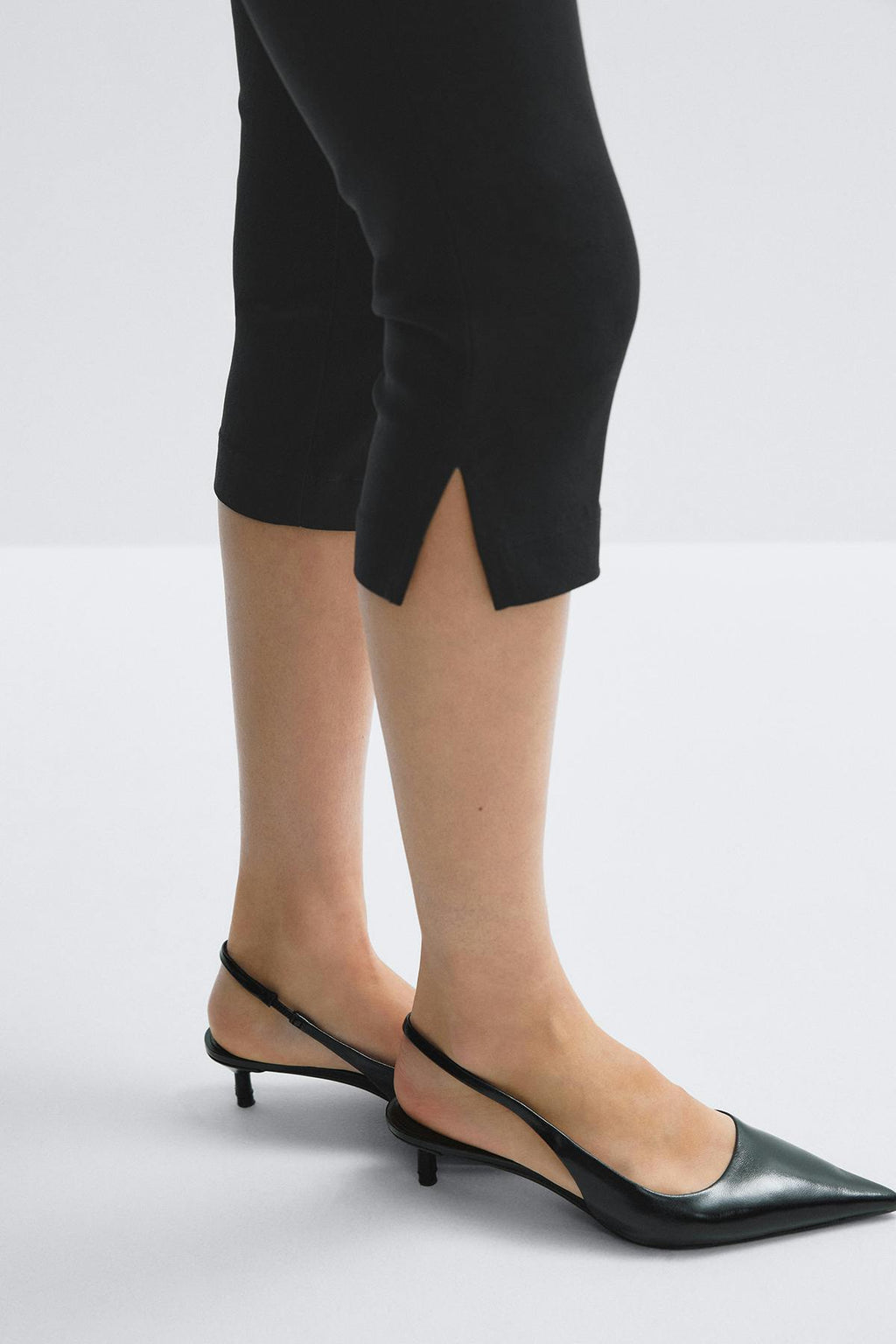 Capri trousers