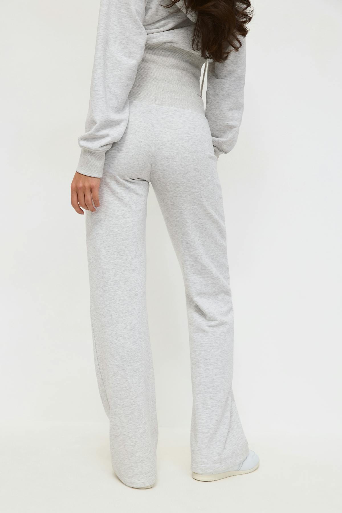 Slim low waist sweatpants