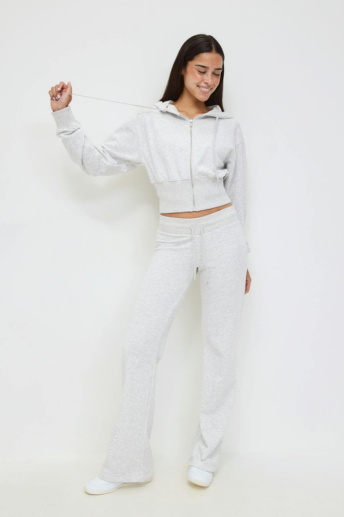 Slim fit zip hoodie