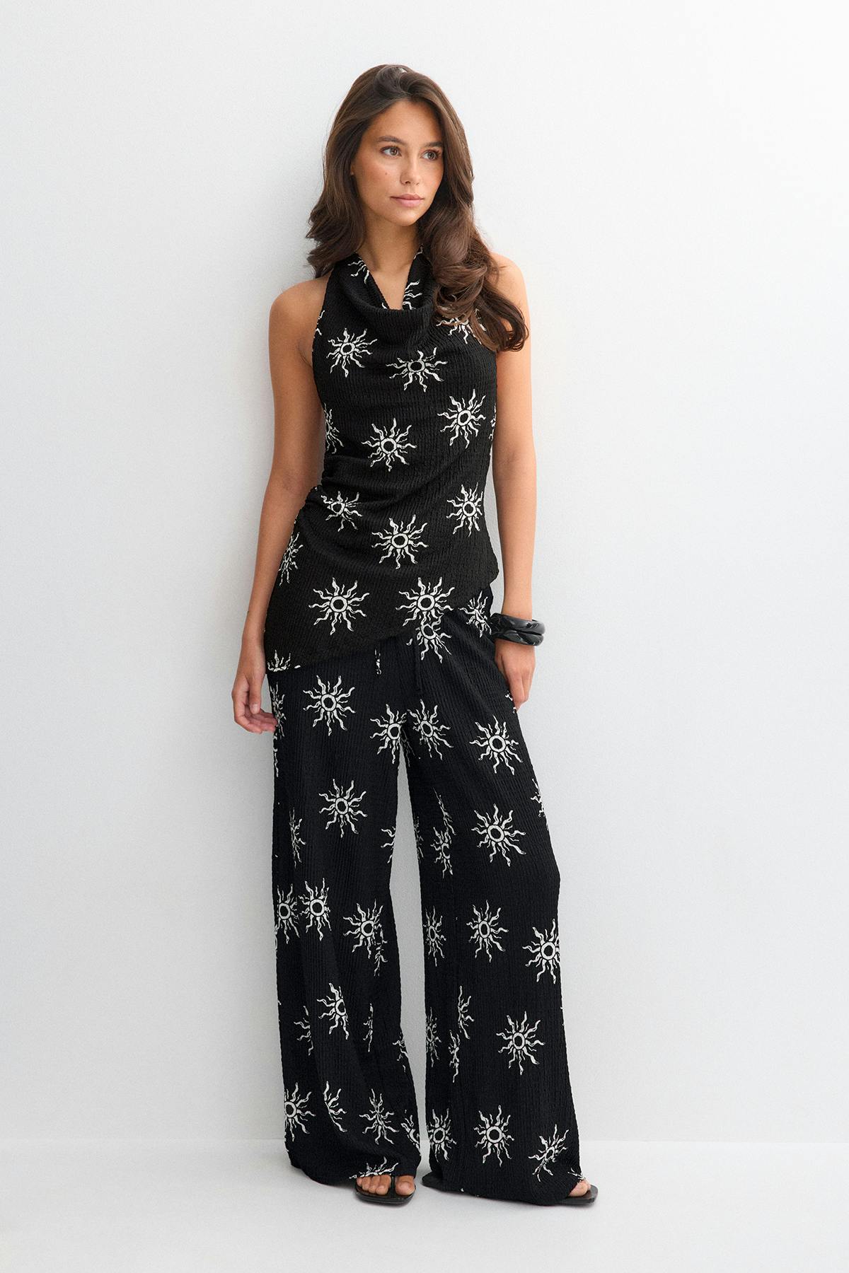 Halterneck top