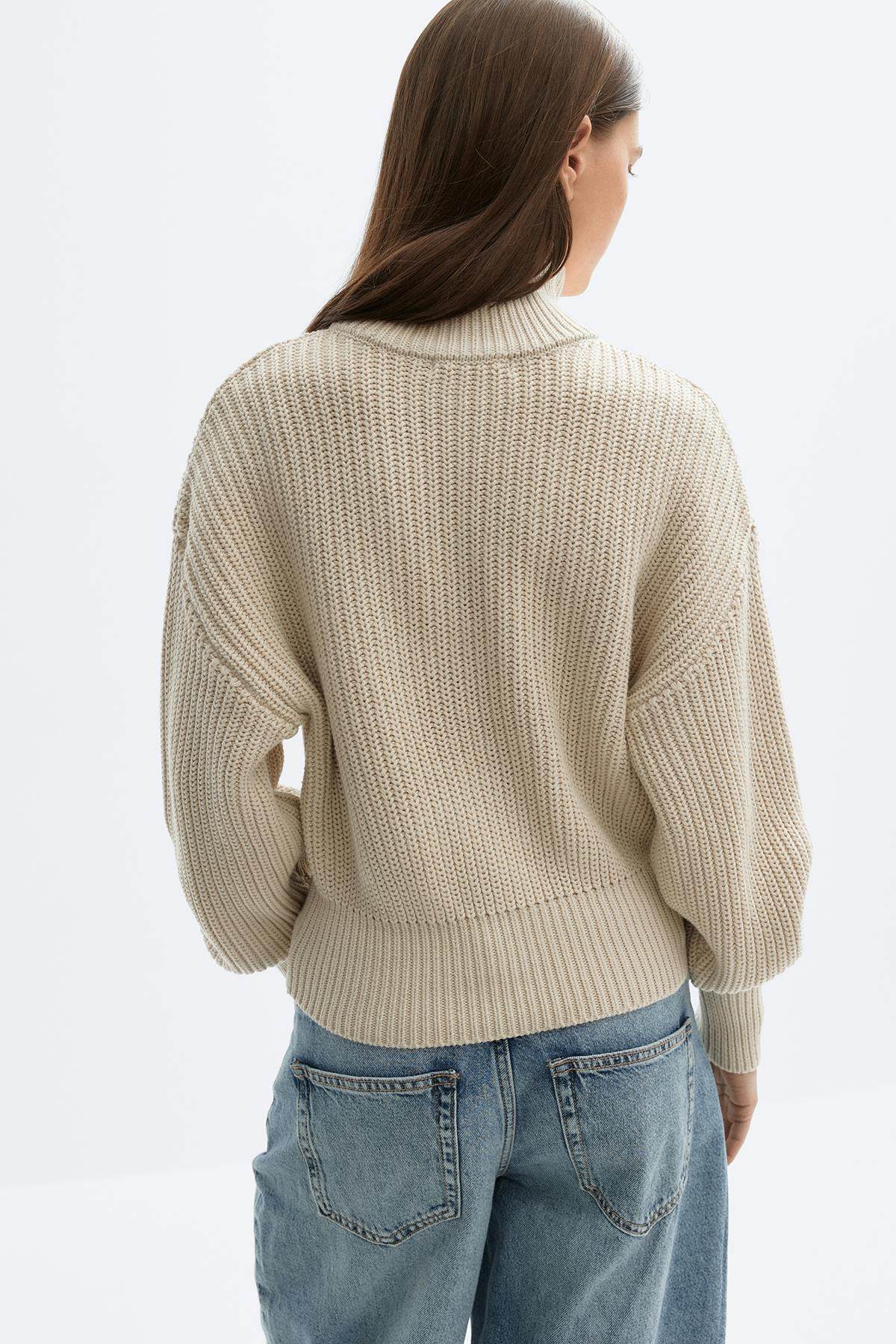 Knitted zip cardigan