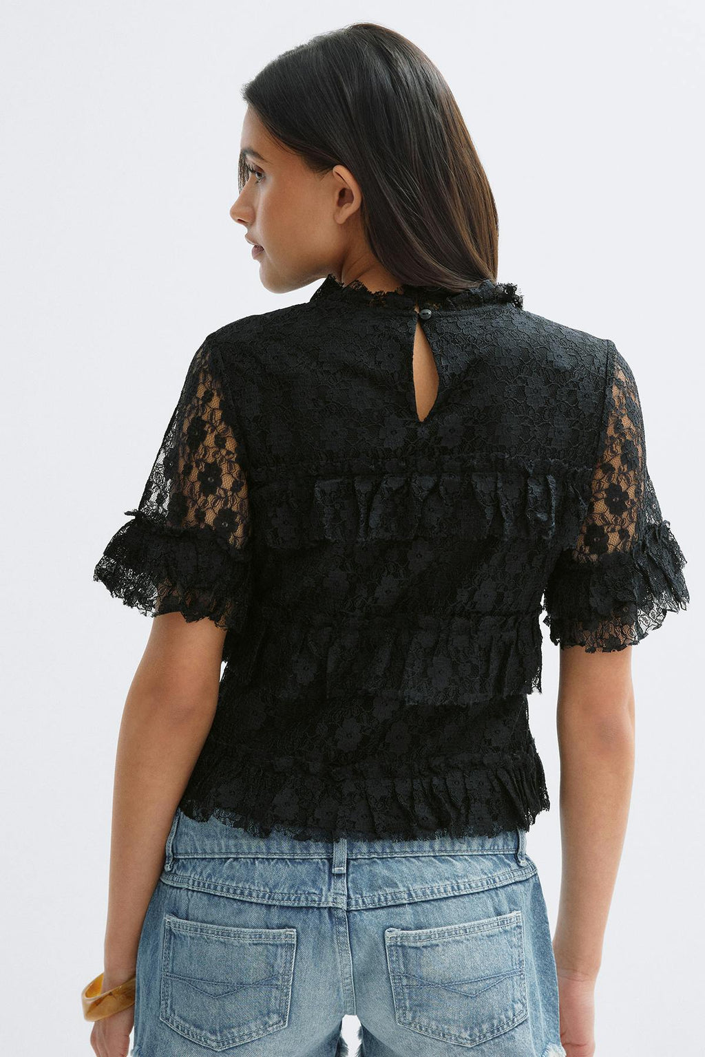14+ frill lace top