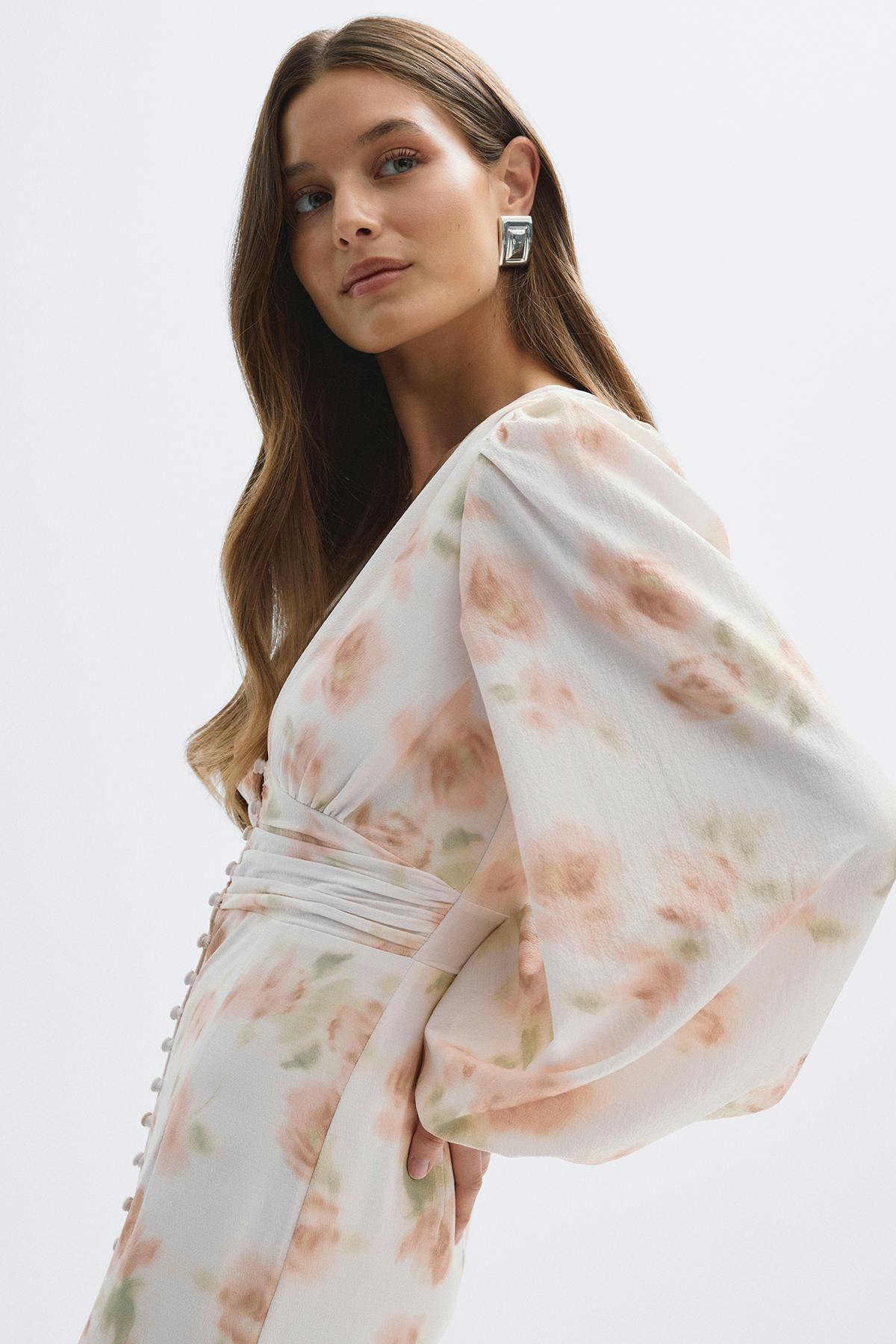 Balloon sleeve dress