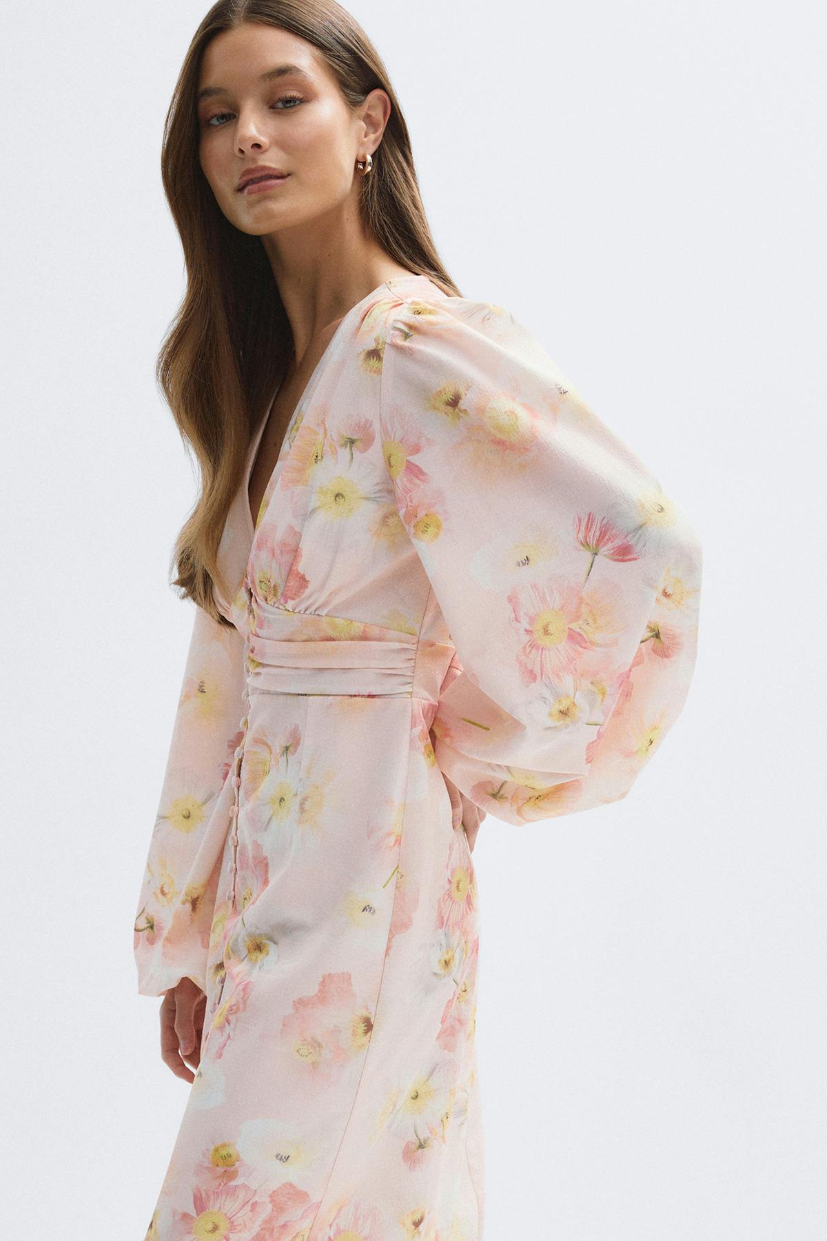 Balloon sleeve dress