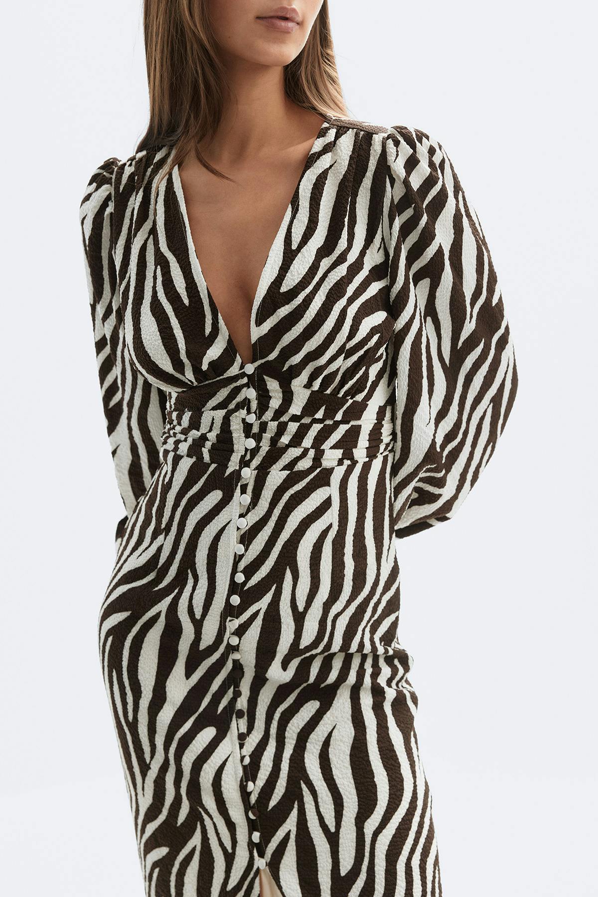 Balloon sleeve dress