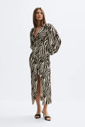 Balloon sleeve dress