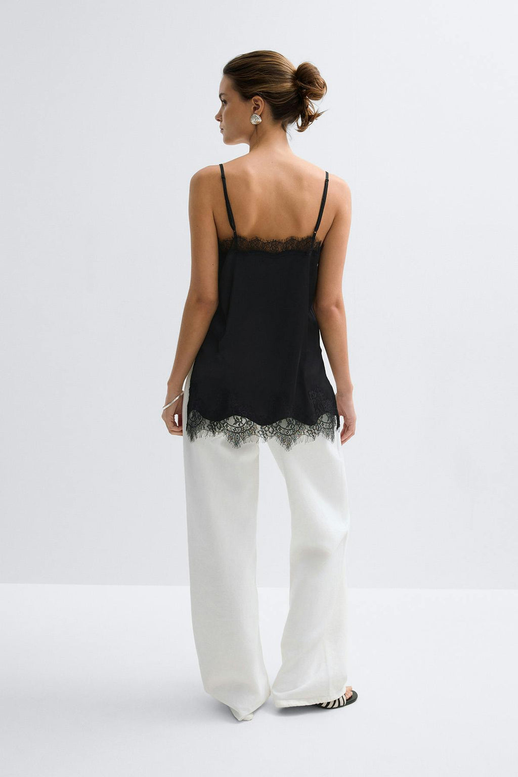 Lace singlet