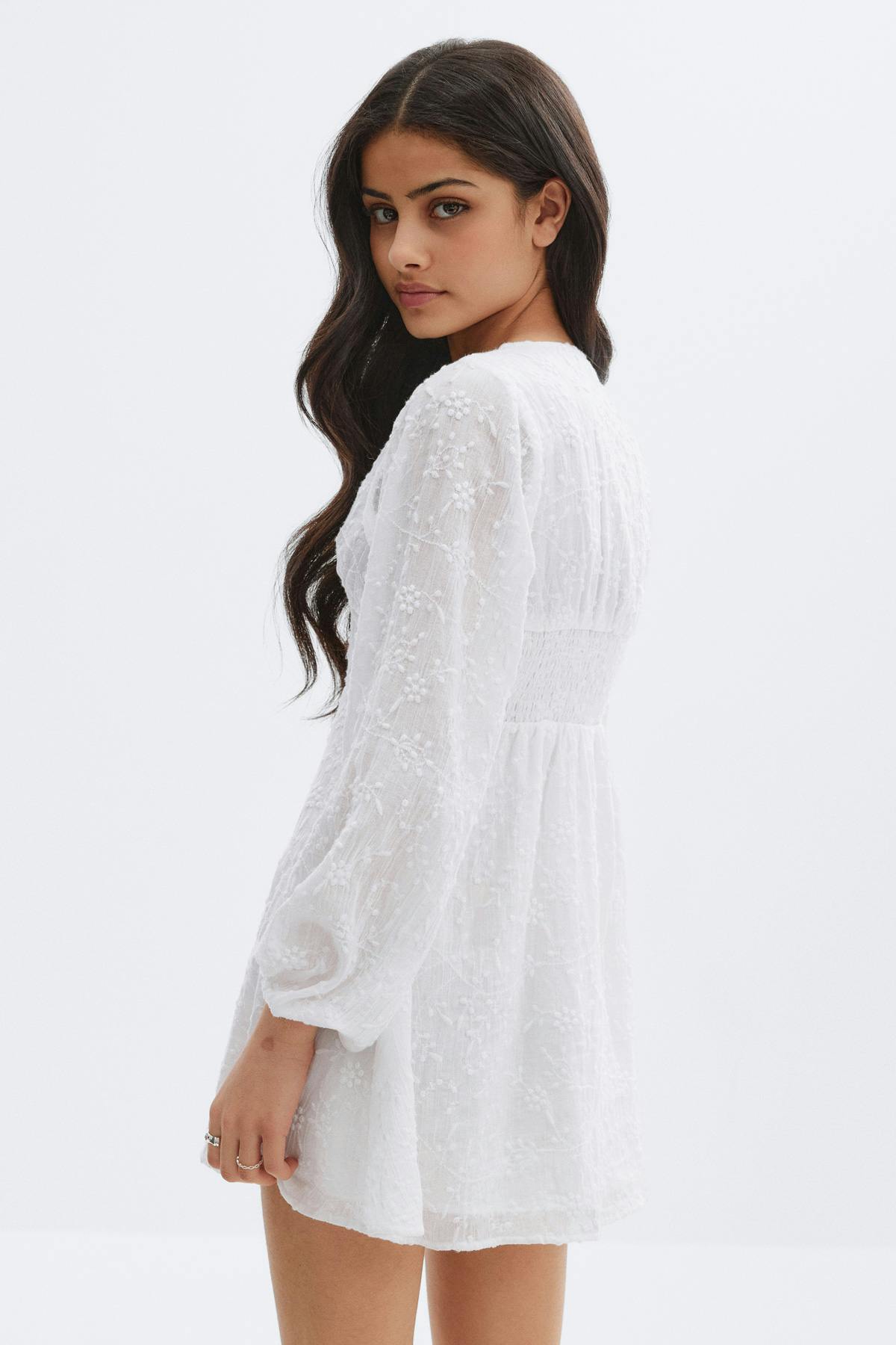 Y embroidery dress
