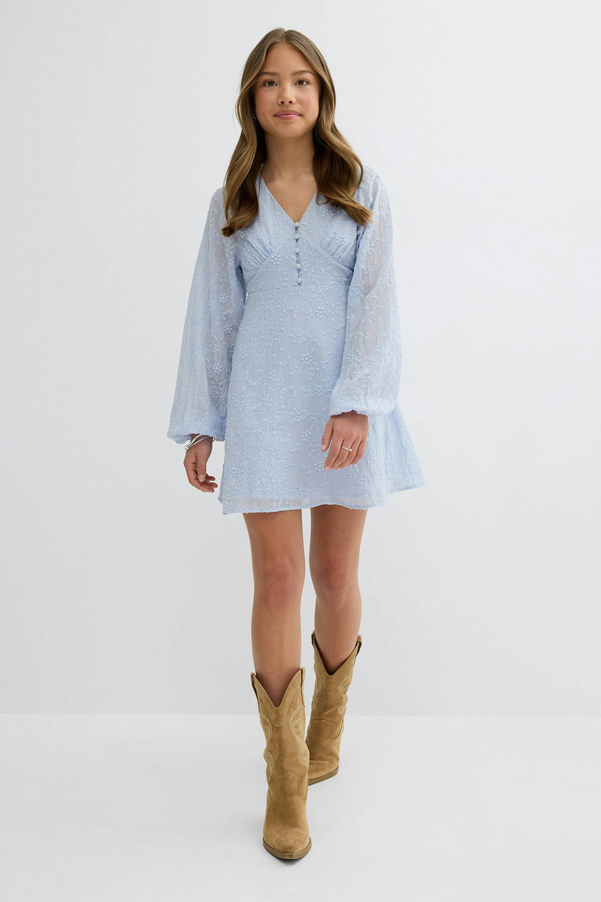 Y embroidery dress