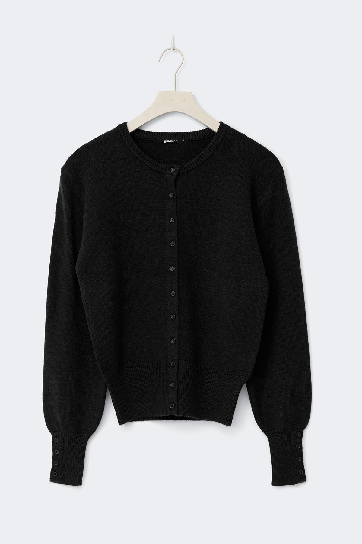 Knitted cardigan