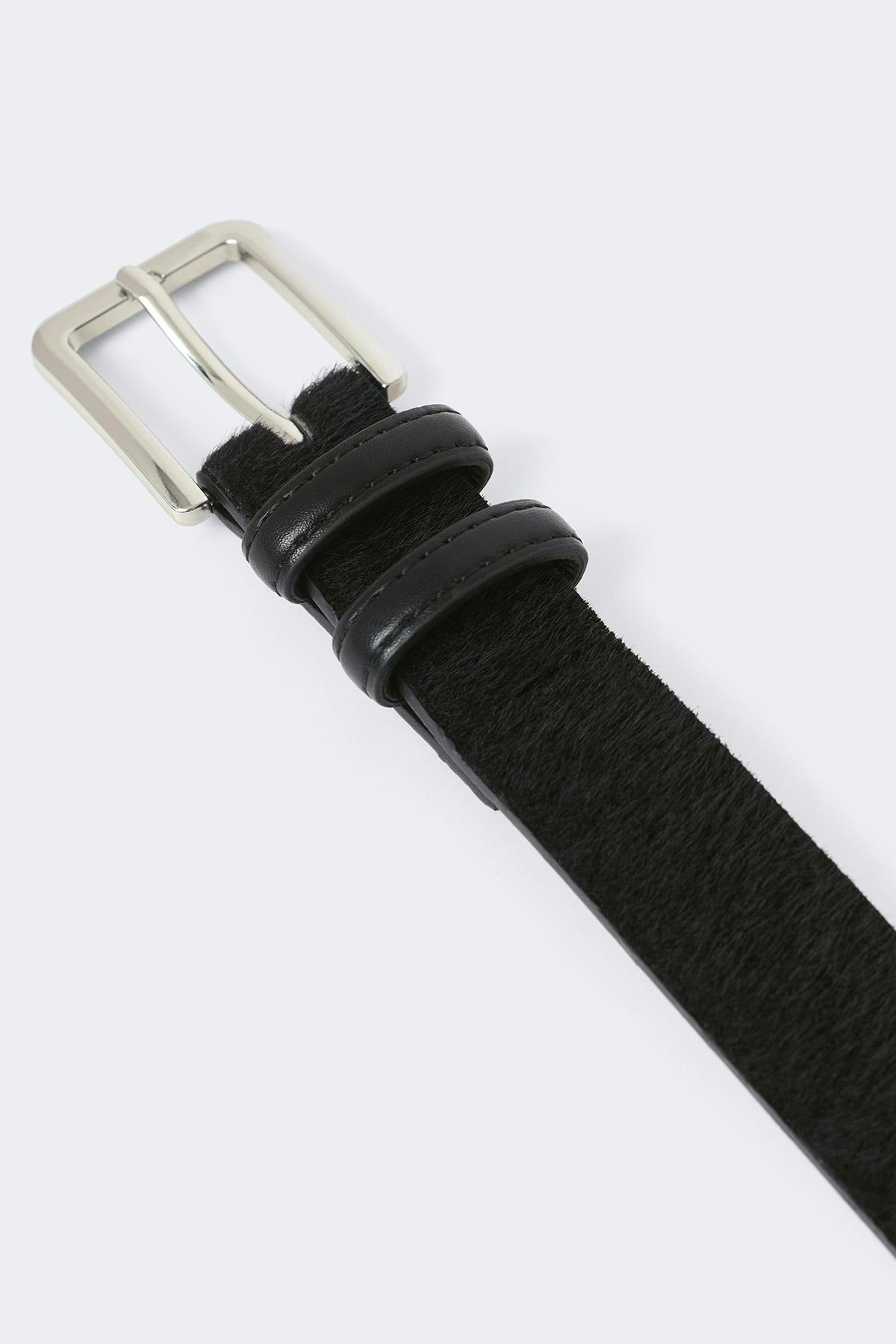 Hair-on hip belt