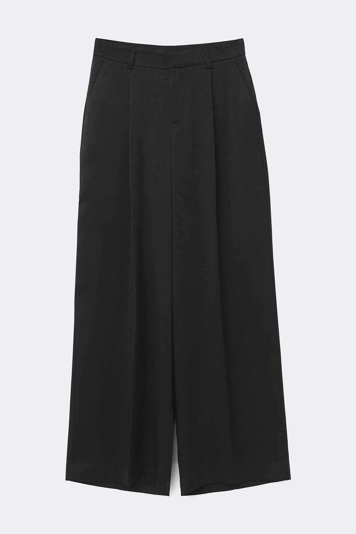 Pleated satin trousers