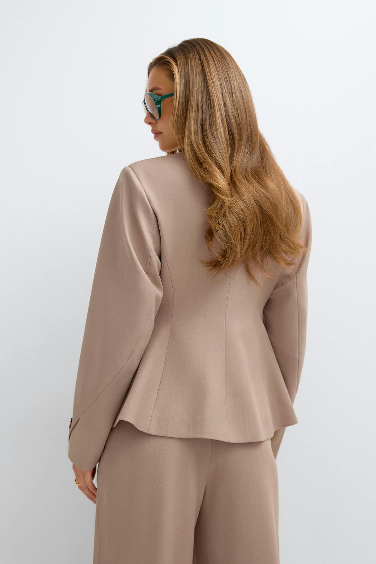 Shaped blazer