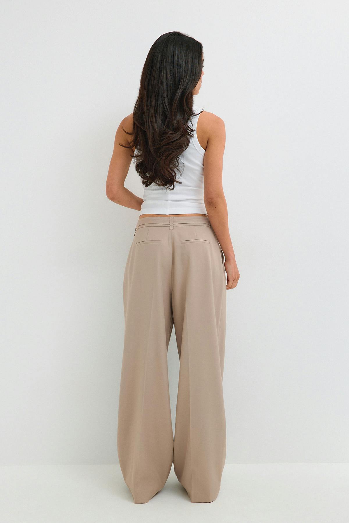 Mid waist belted trousers