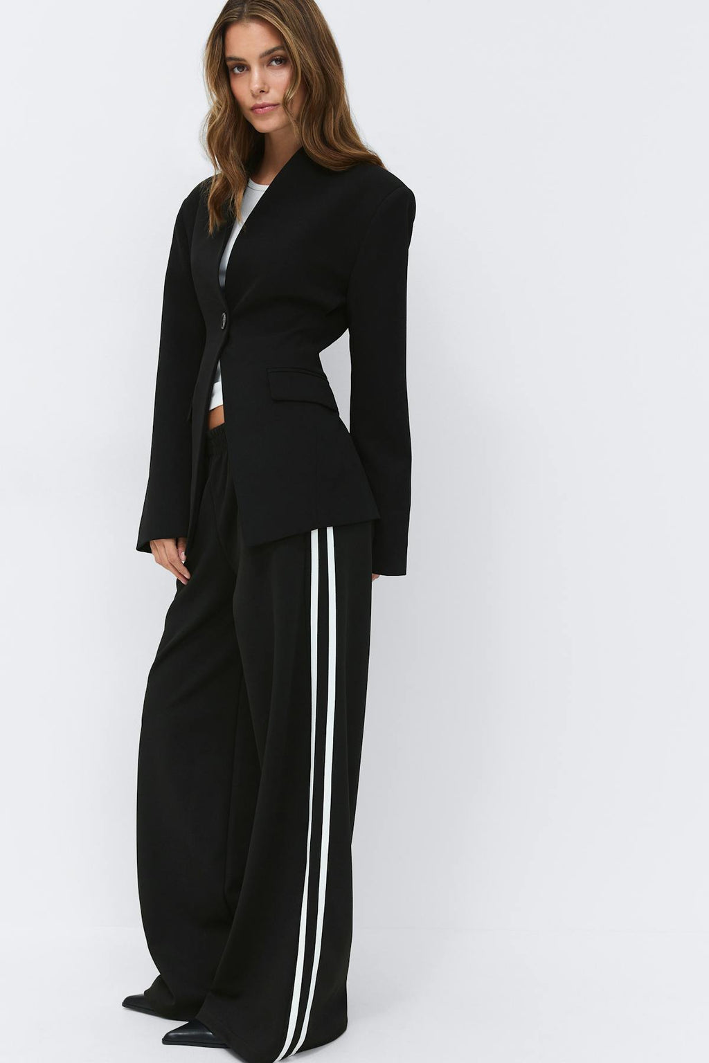 Sporty wide trousers