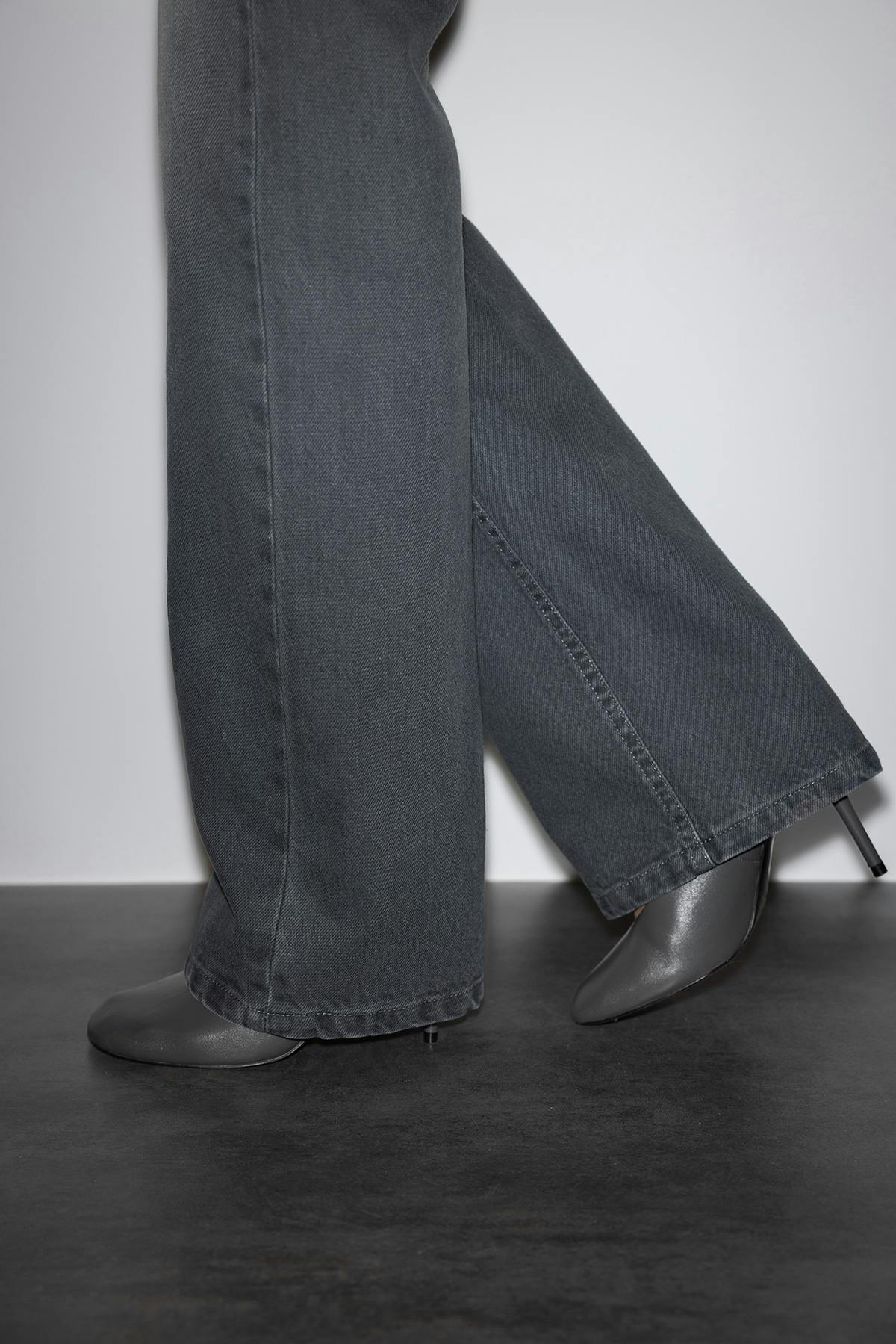 Crush straight jeans