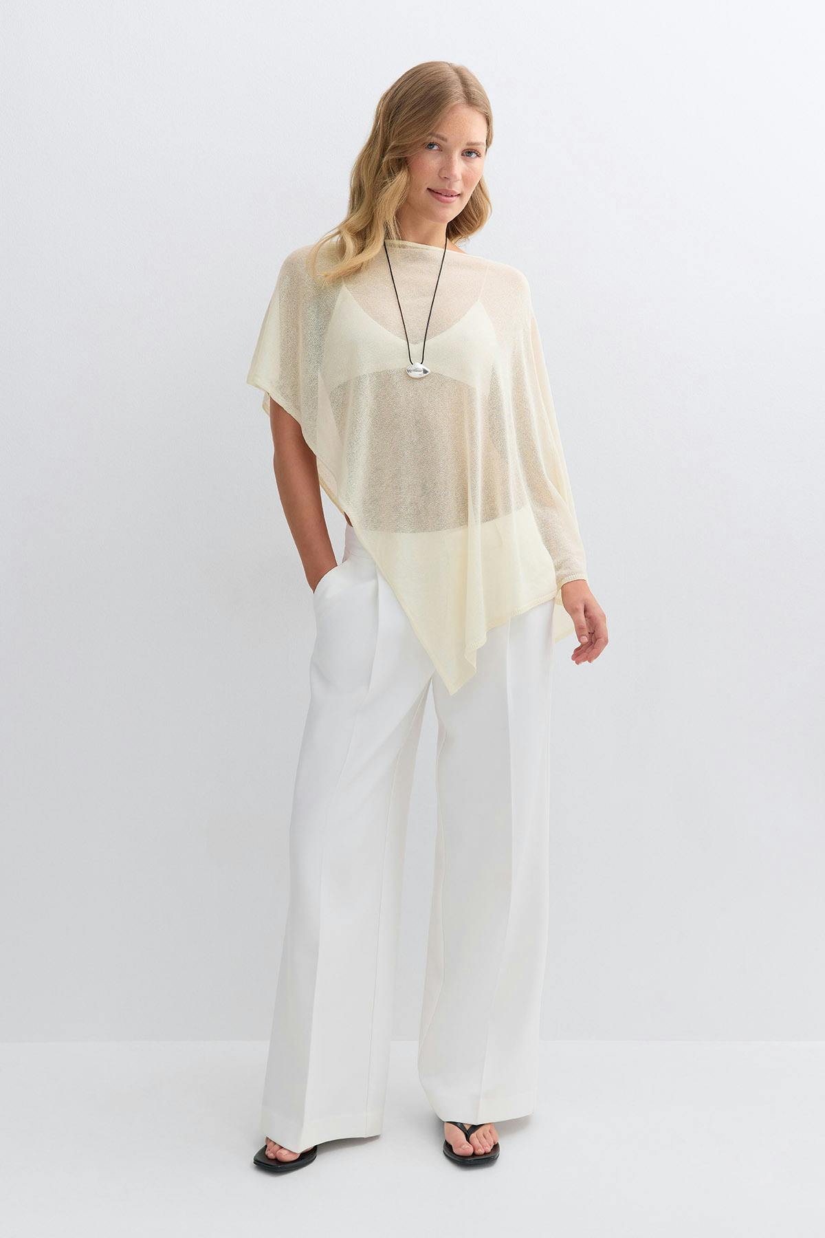 Knitted cape top