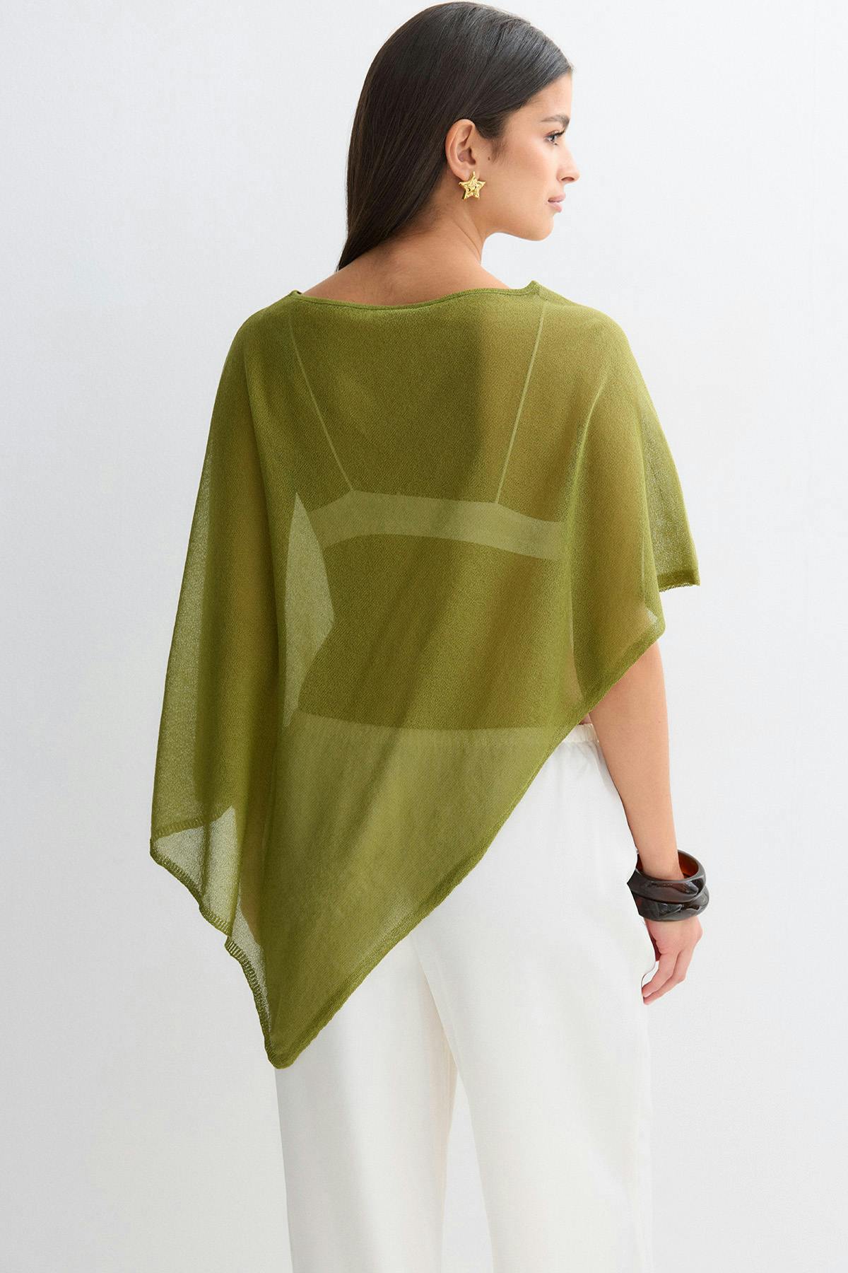Knitted cape top