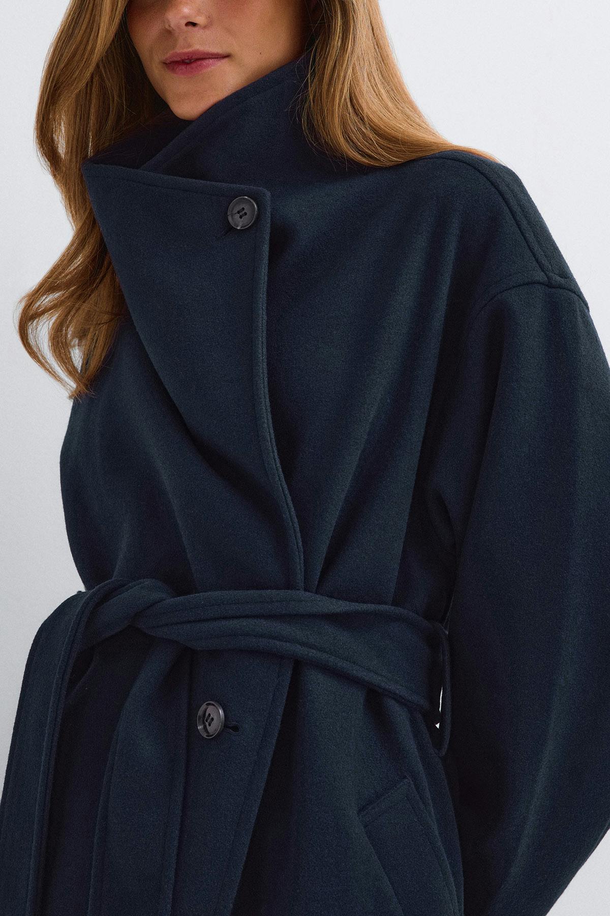 High neck coat