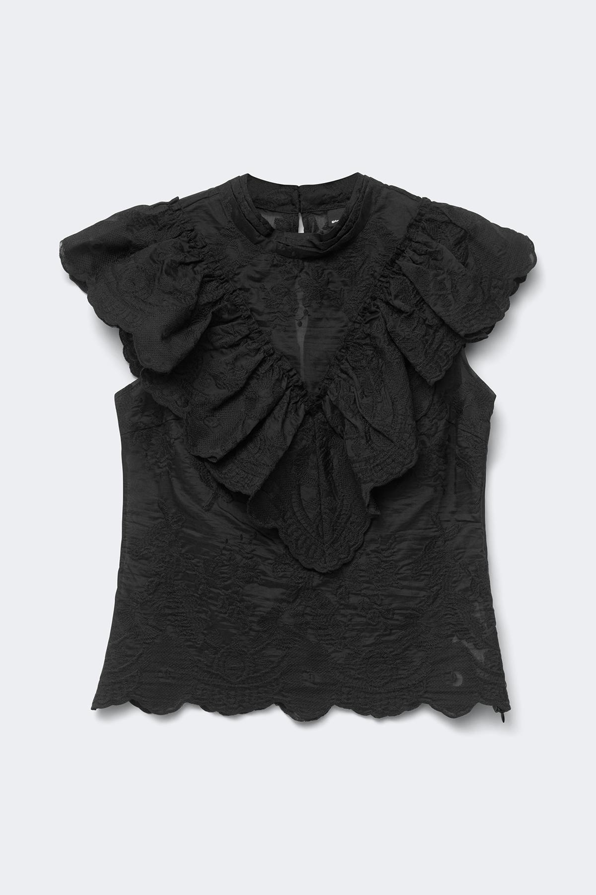 Frill blouse