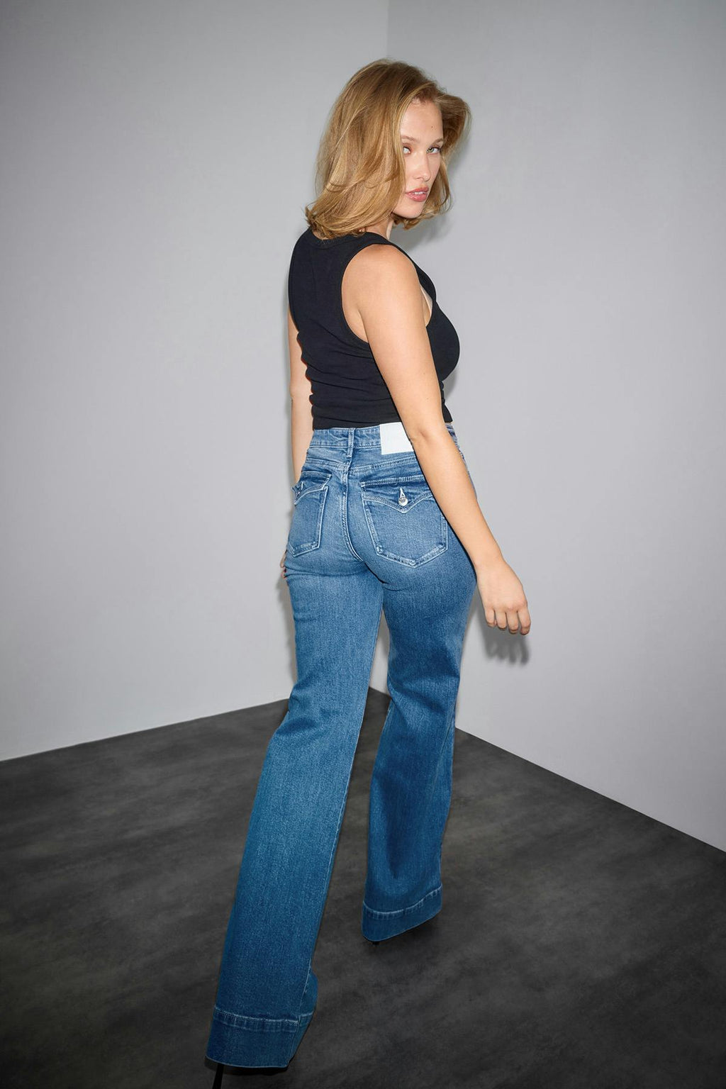 Waist hug flare jeans