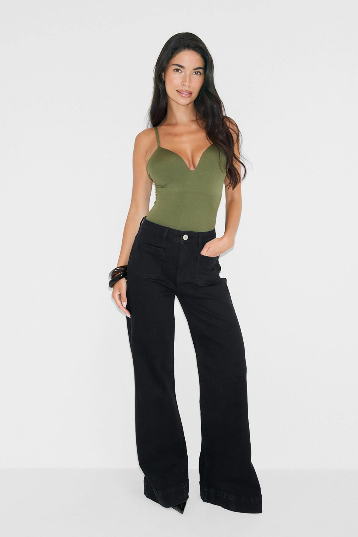 Waist hug flare jeans