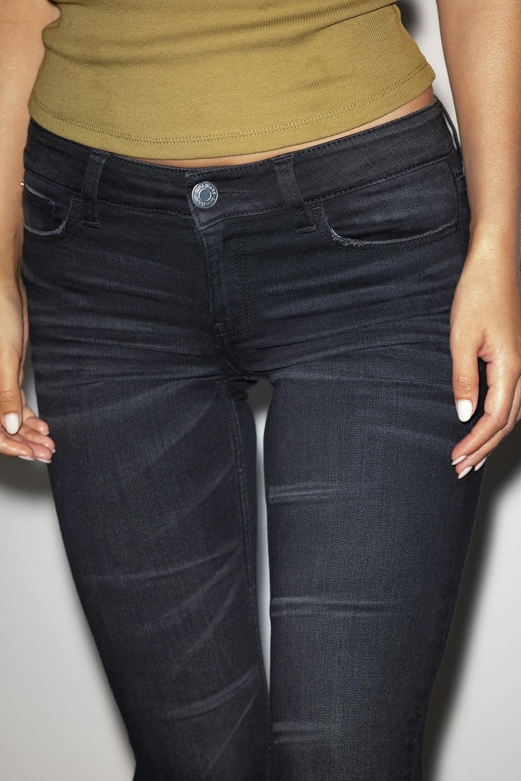 Glow low flare jeans