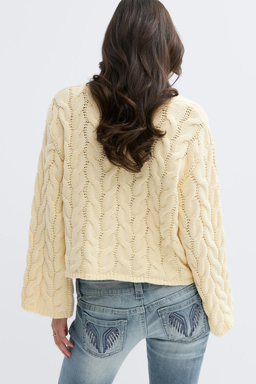 14+ cable knitted sweater