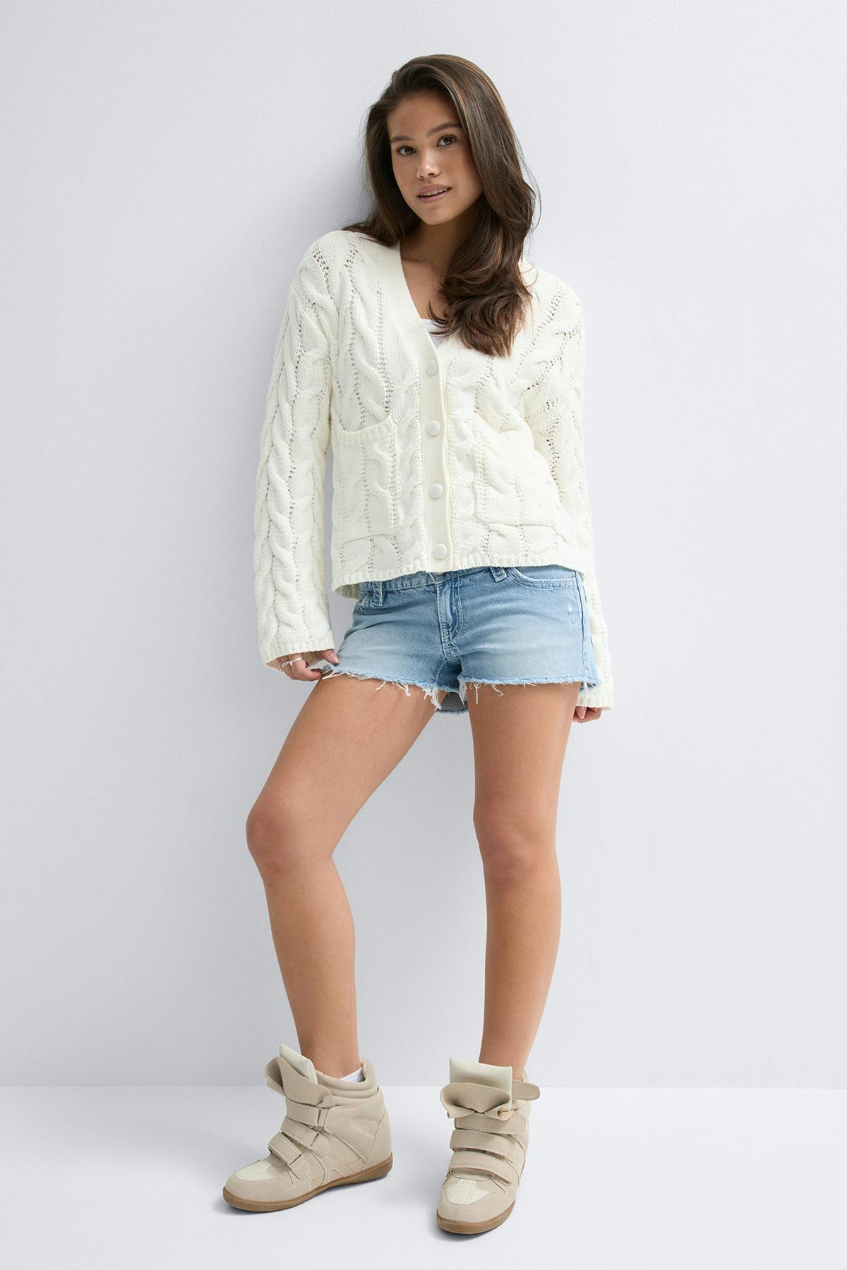 Y cable knitted cardigan