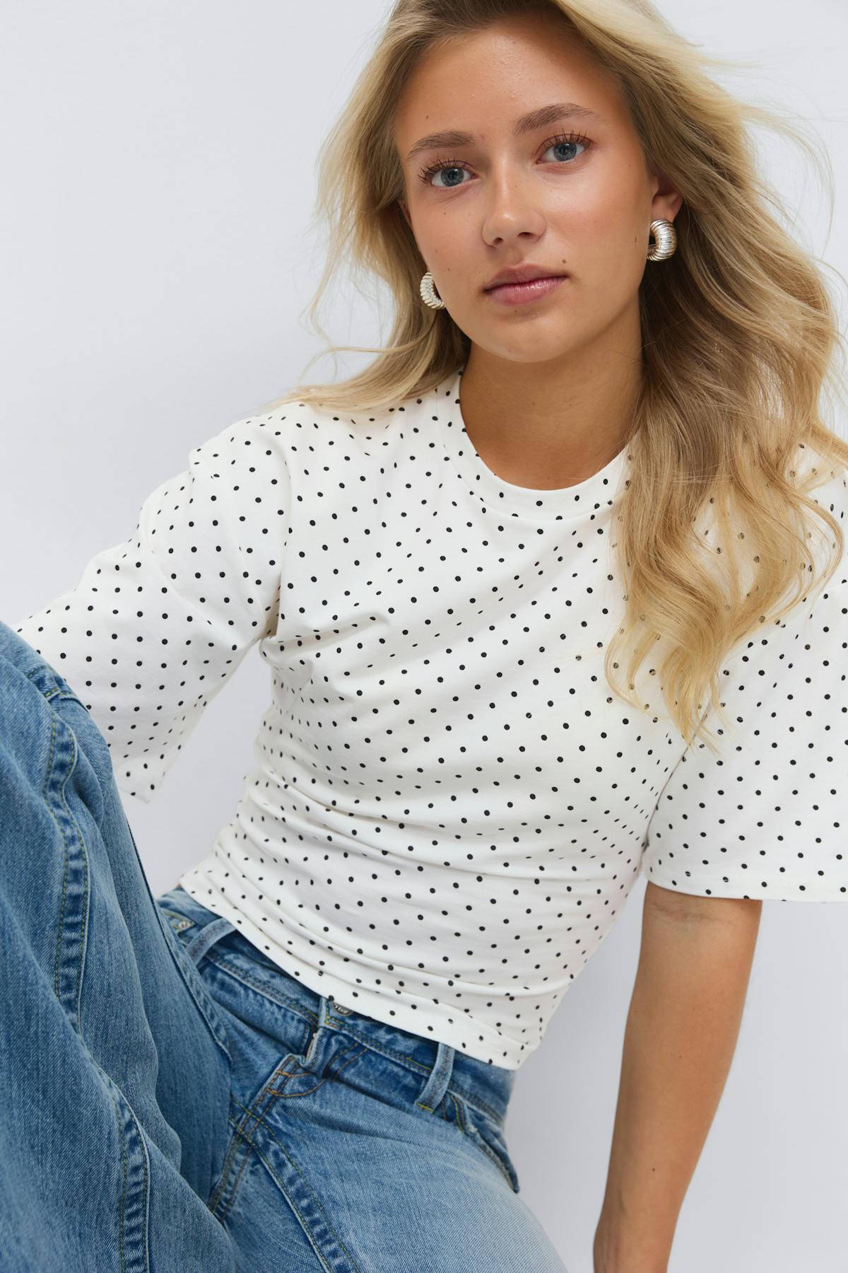 14+ fitted tee