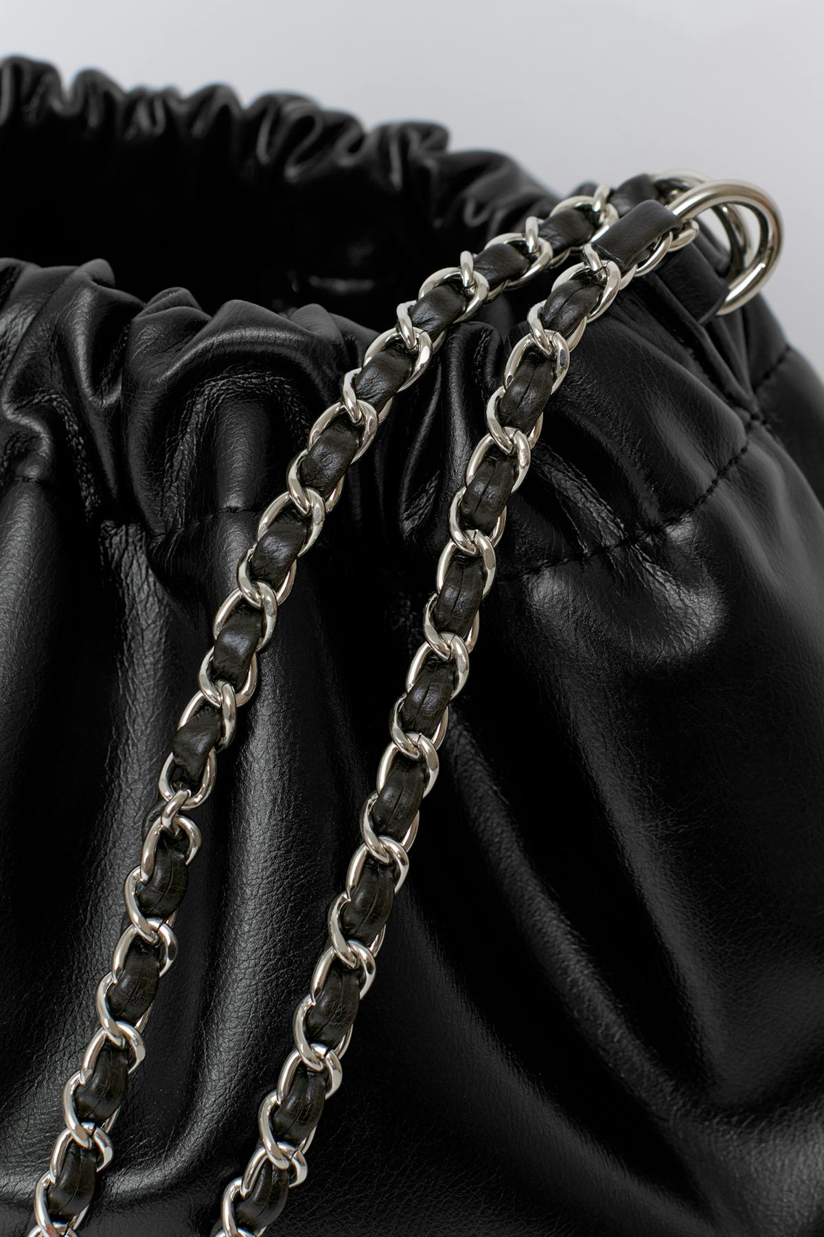 14+ chain shoulder bag