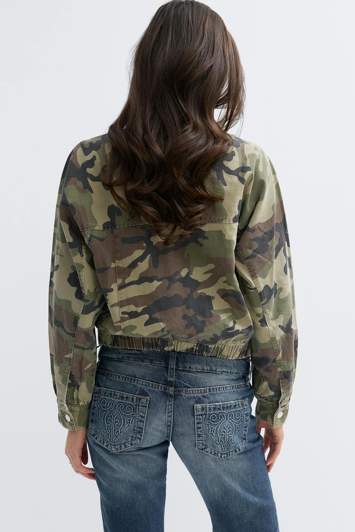 14+ high neck jacket