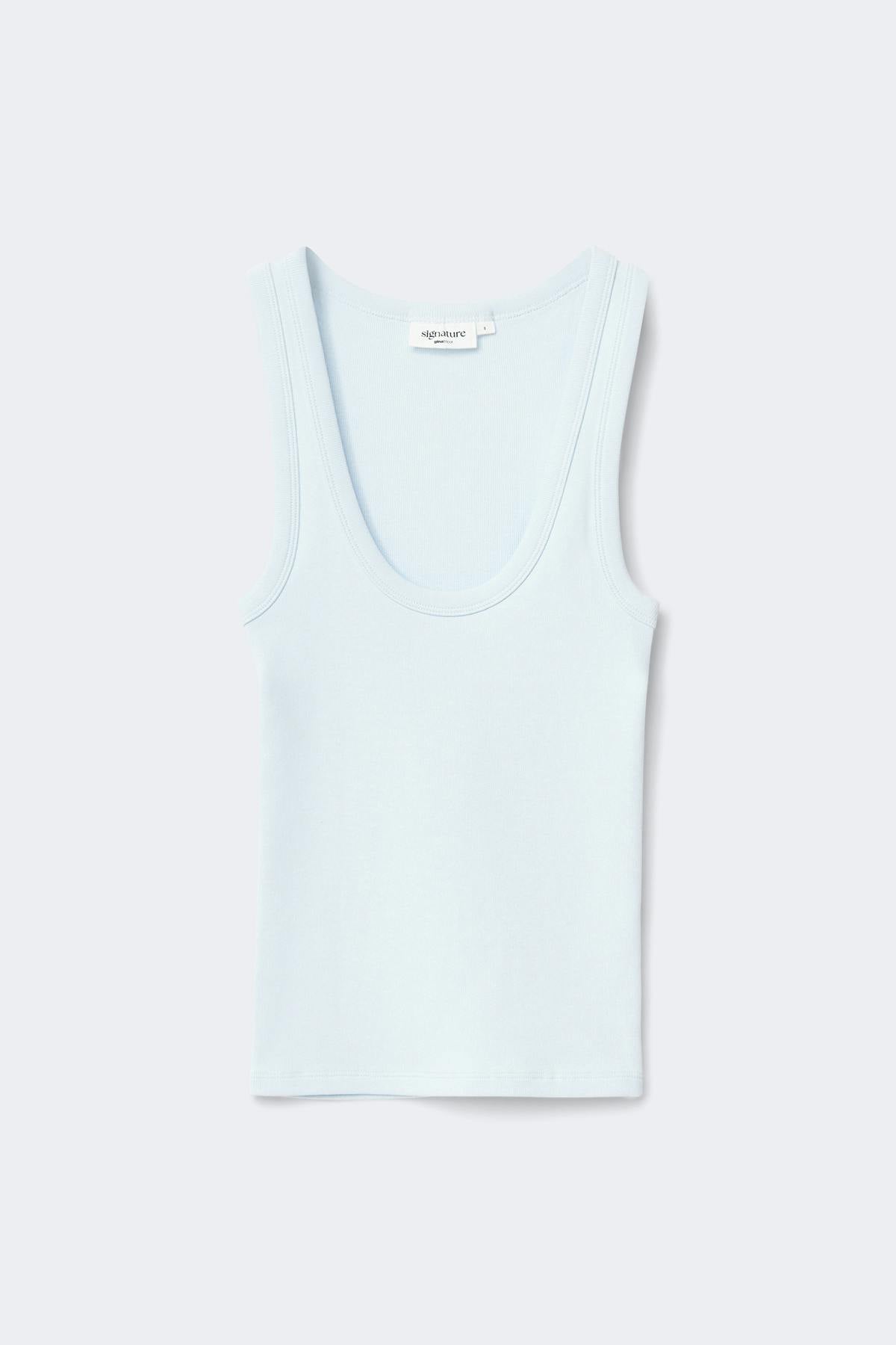 Super stretch scoop neck tank