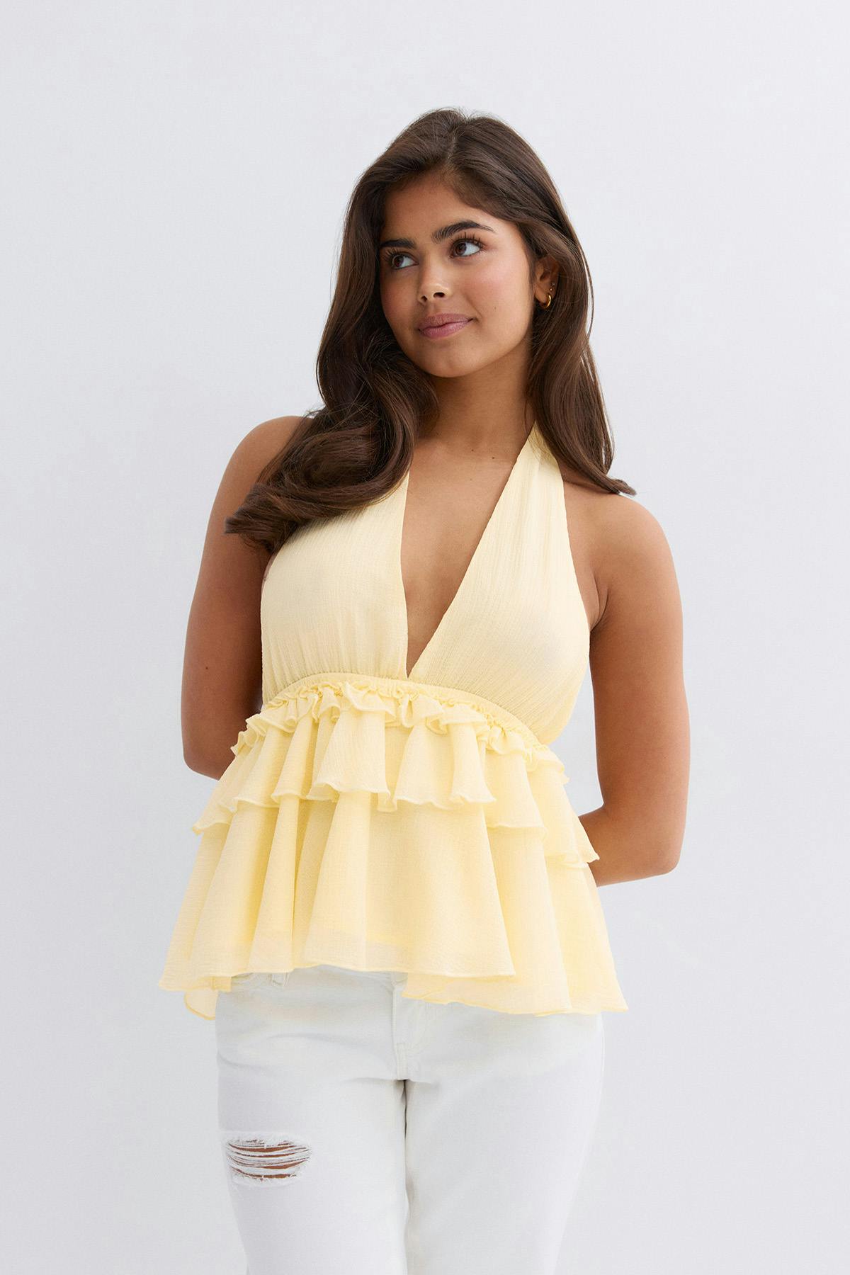 14+ halterneck frill top