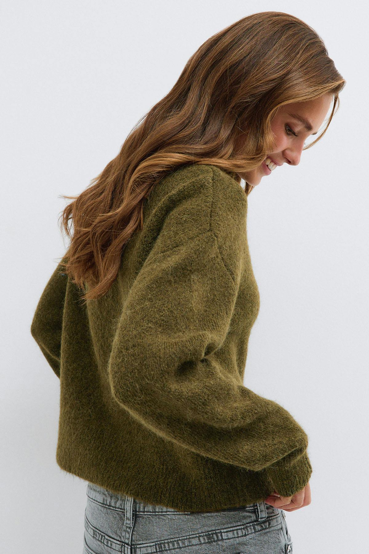 Turtleneck knitted cardigan
