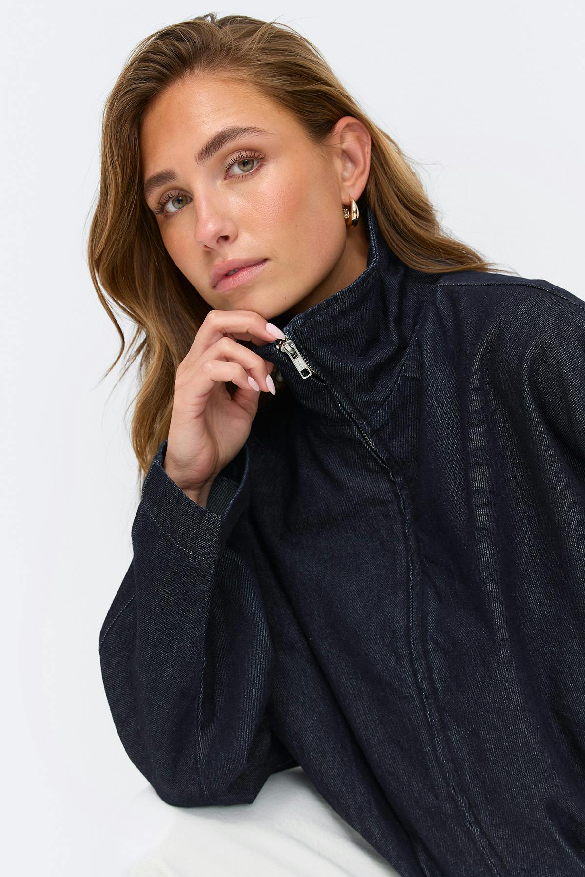 Balloon bomber jacket