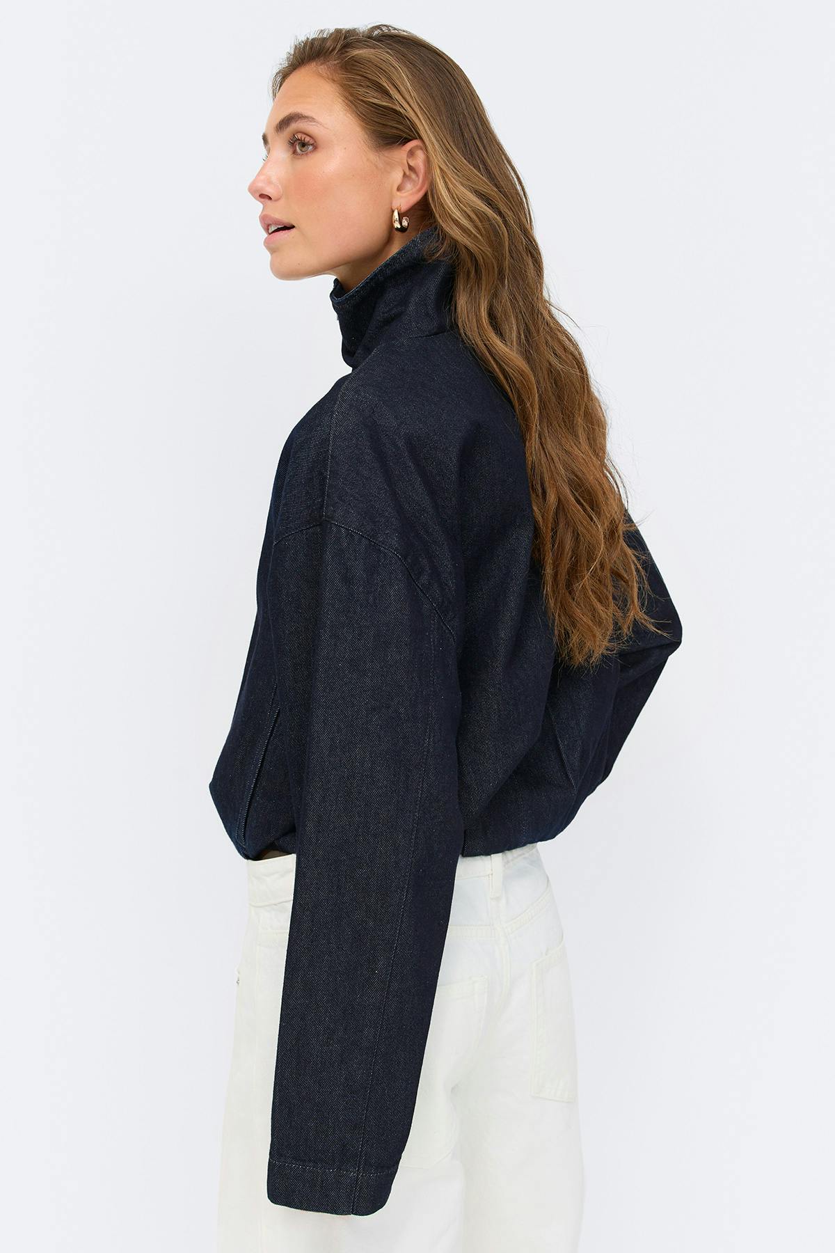 Balloon bomber jacket