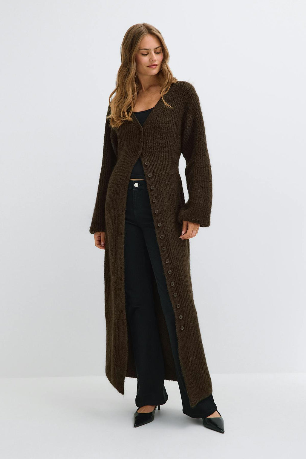 Long knitted cardigan