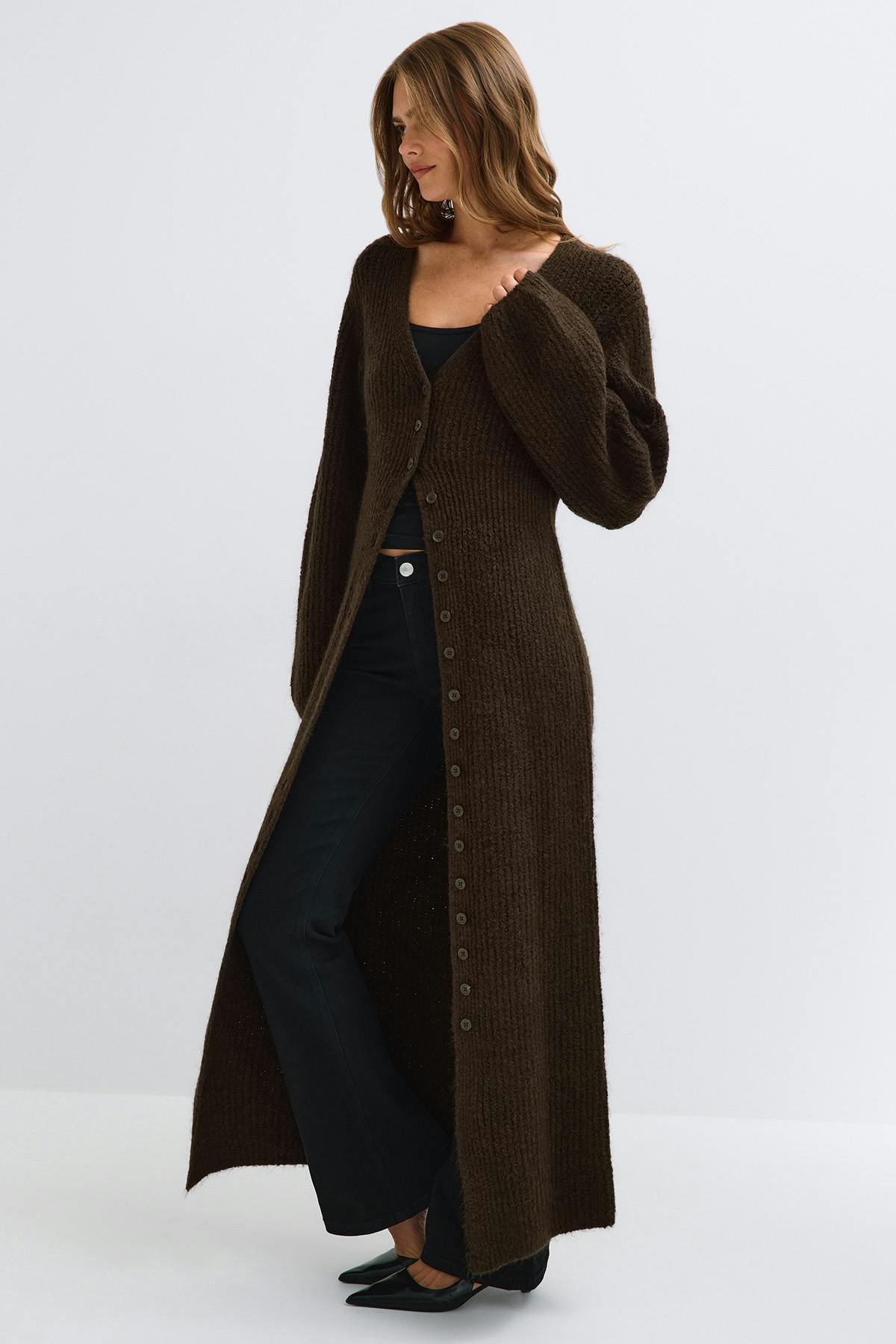 Long knitted cardigan
