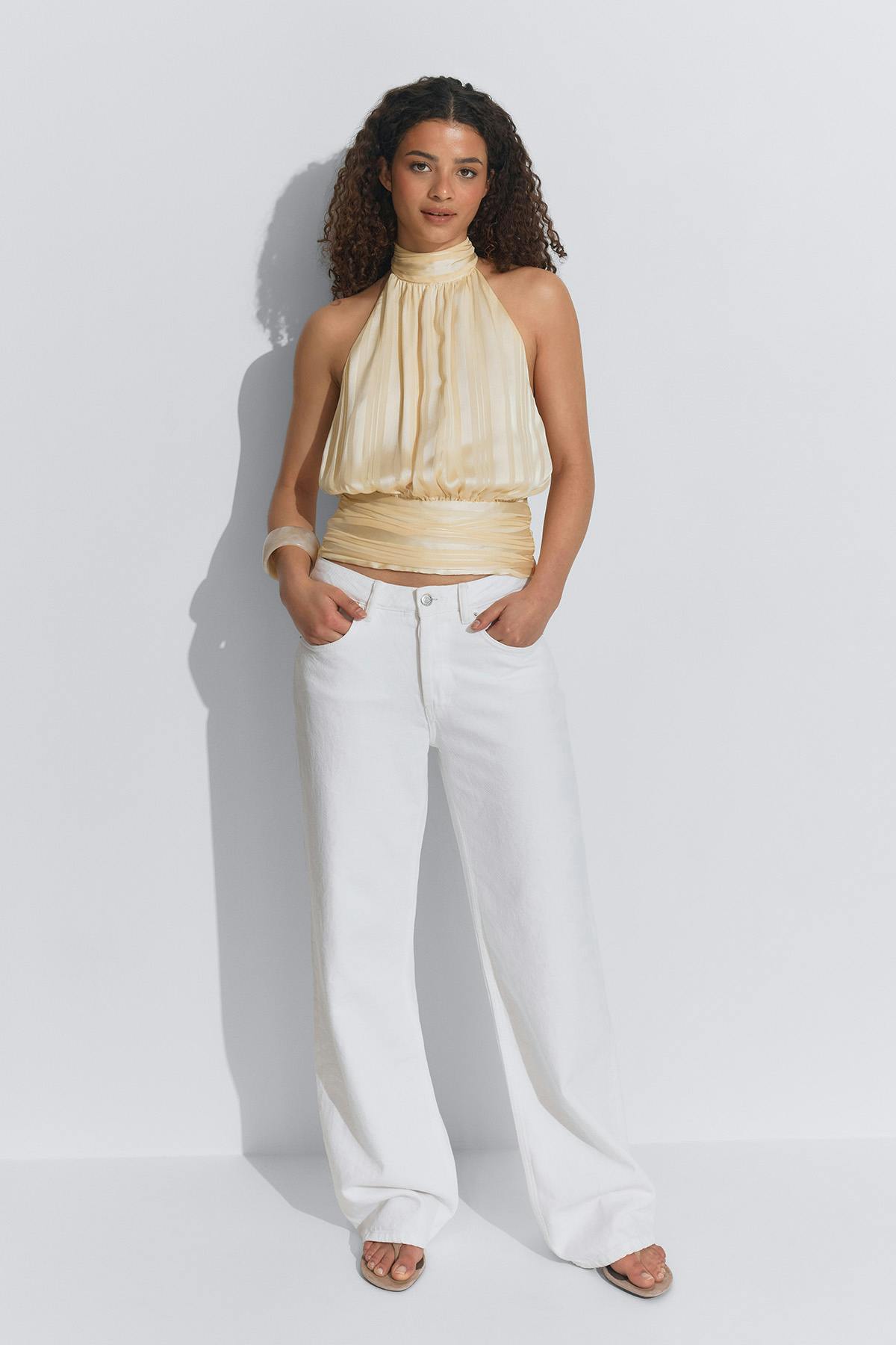 Halterneck top