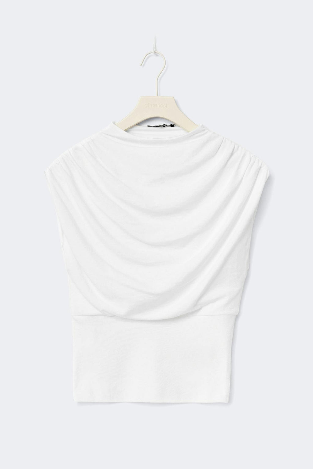 Funnel neck top