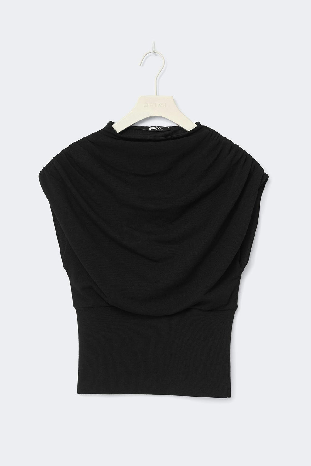Funnel neck top