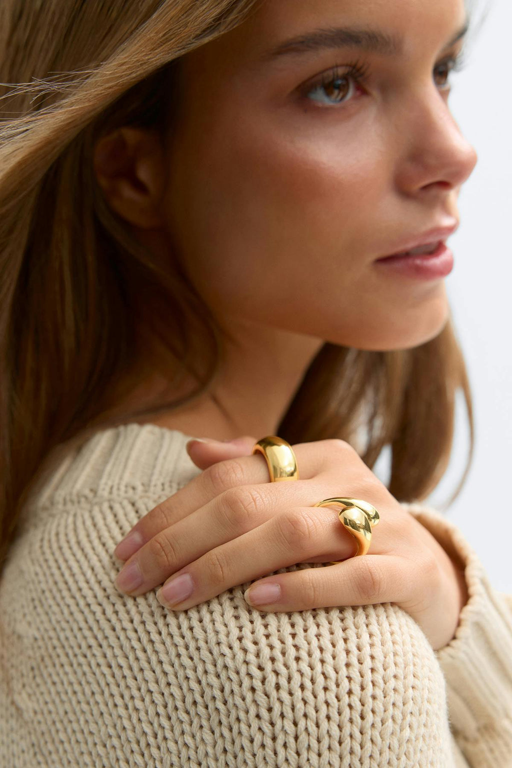 Chunky gold ring