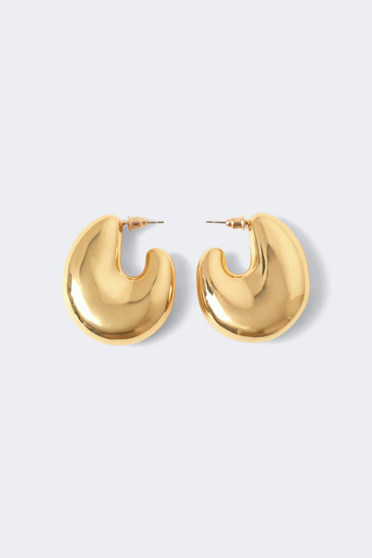 Statement chunky hoops
