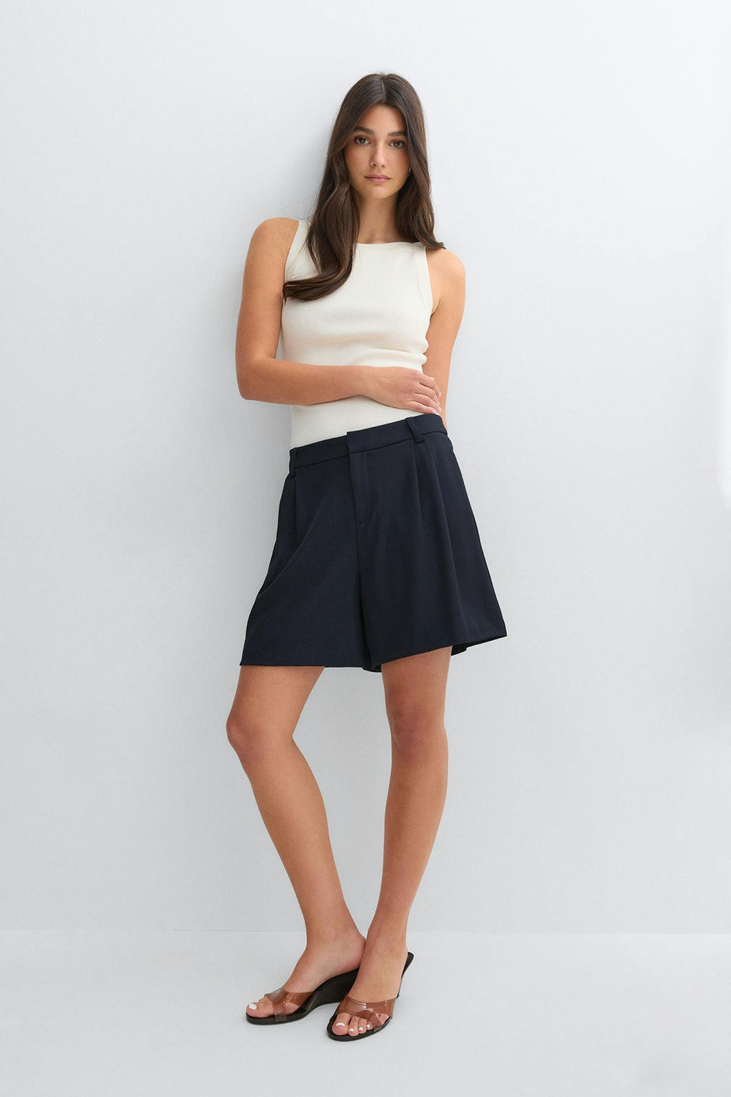 Pleated shorts