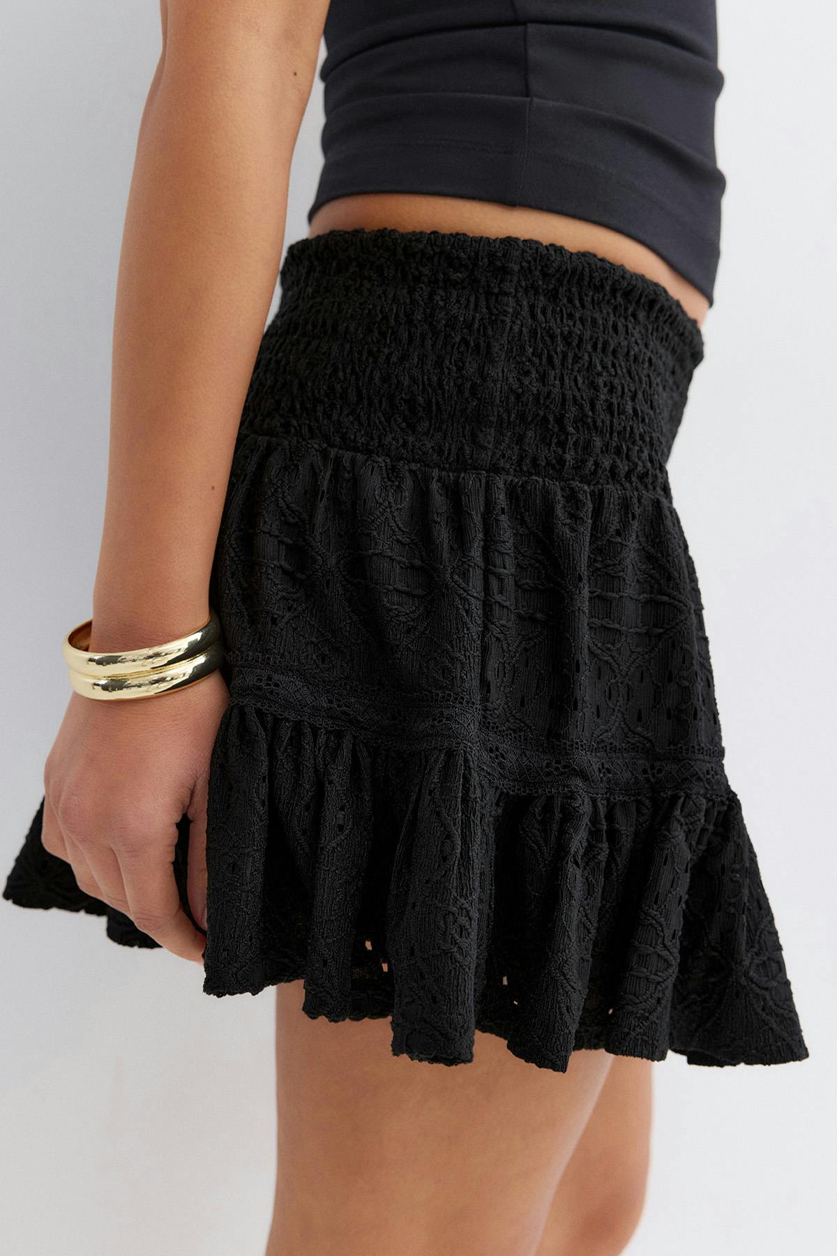 14+ broderie anglais skirt