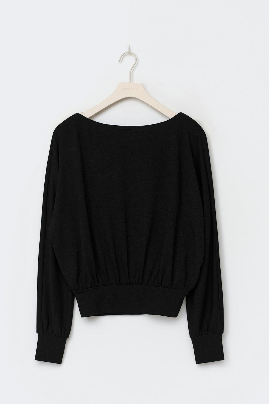 Boatneck top