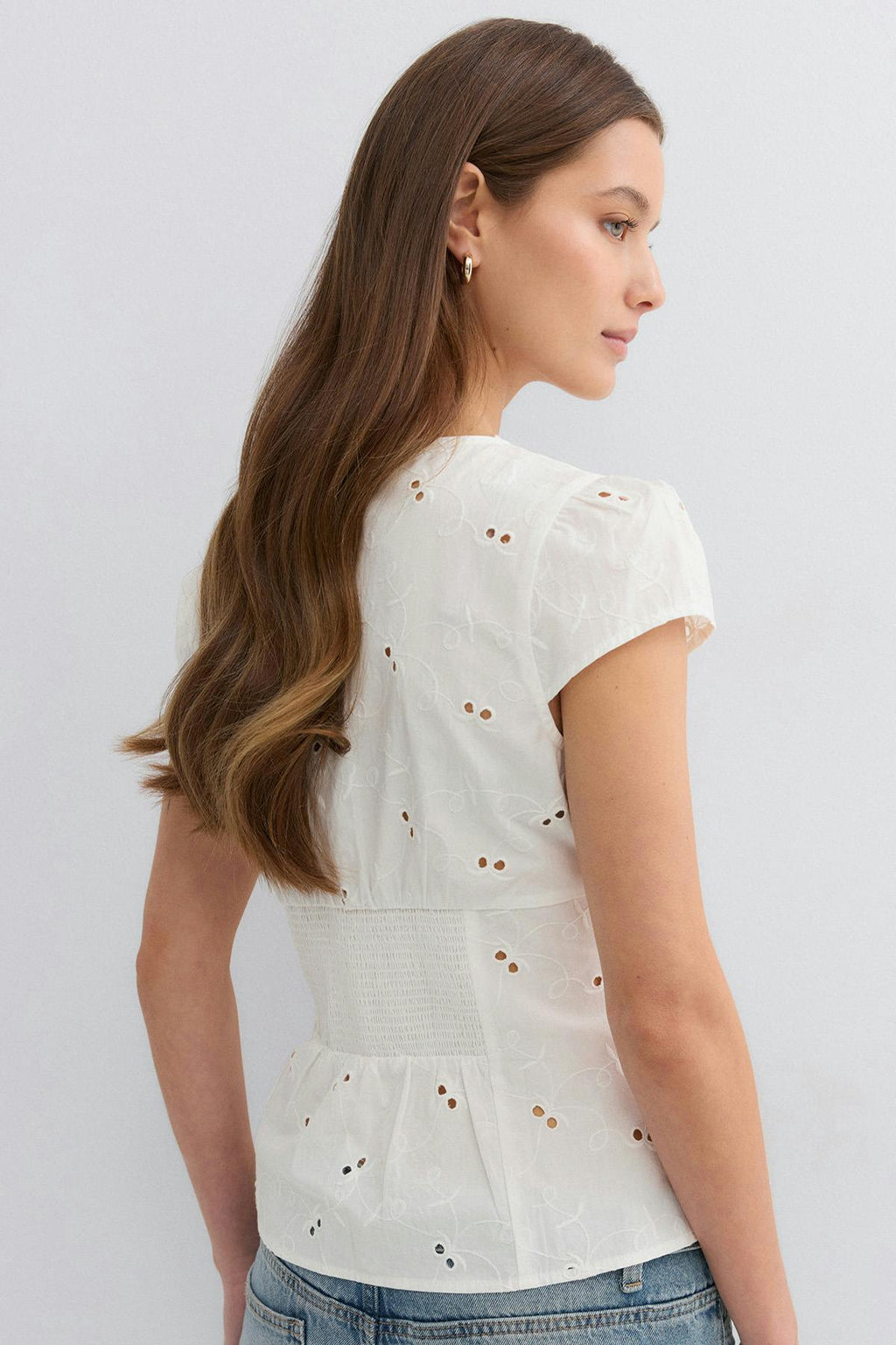 Broderie anglaise top